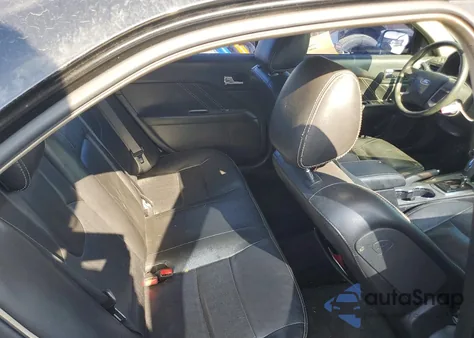 2010 Ford Fusion Sport z USA, uszkodzony, nr VIN 3FAHP0KC3AR220018